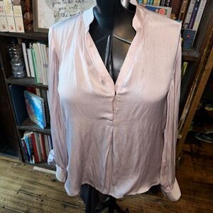 David Lerner silky 1/4 button business casual M blouse